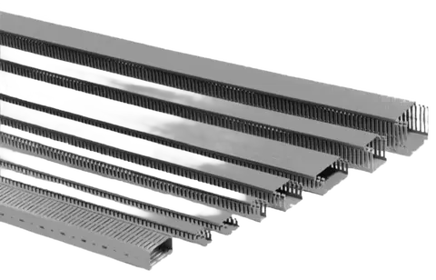 * IKP S 12080